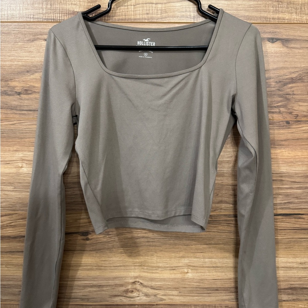 Hollister Top